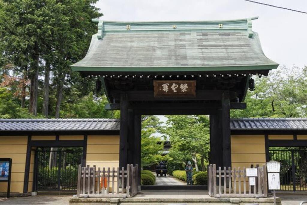 Class Kyodo Tokio Buitenkant foto